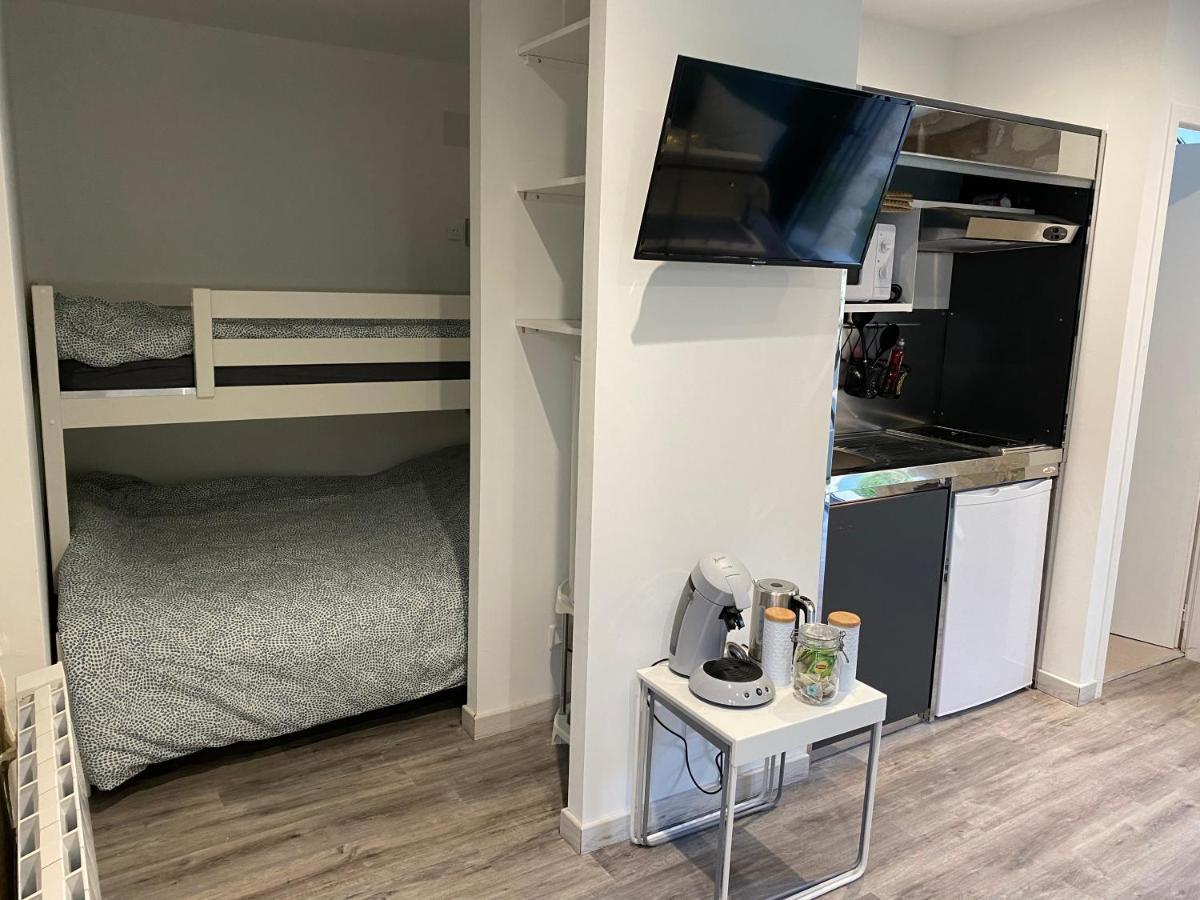 Studio Indre Climatise, La Halte De Cuze, Aux Abords De La Loire A Velo Huismes Luaran gambar