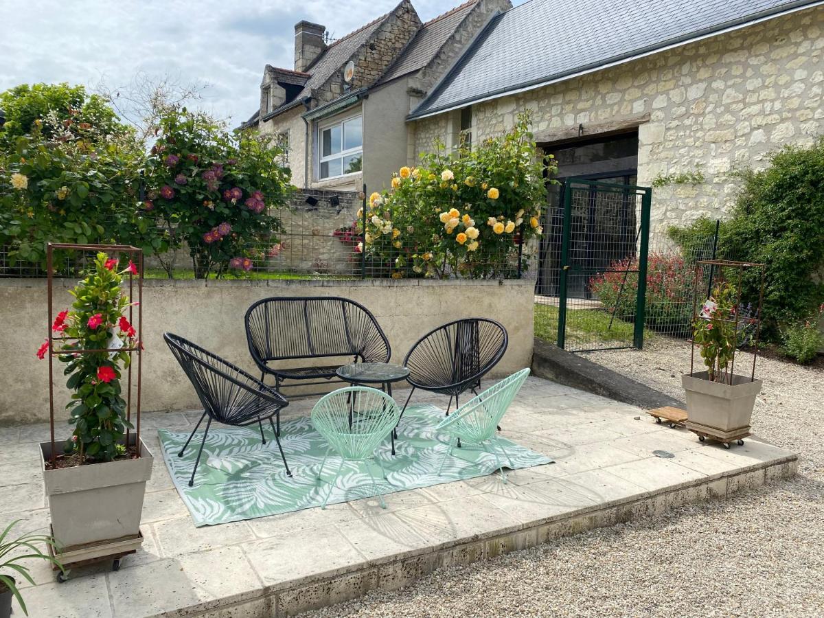 Studio Indre Climatise, La Halte De Cuze, Aux Abords De La Loire A Velo Huismes Luaran gambar