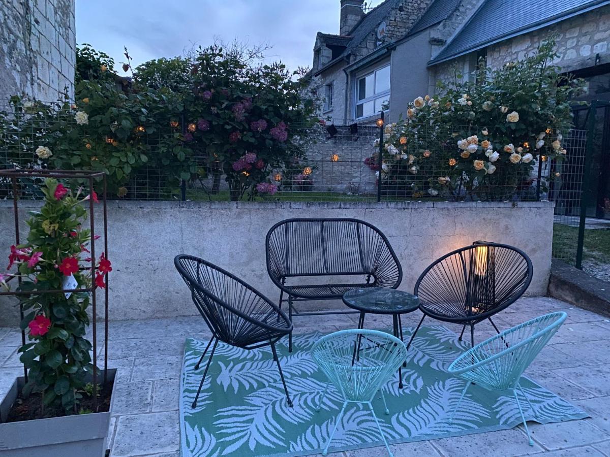 Studio Indre Climatise, La Halte De Cuze, Aux Abords De La Loire A Velo Huismes Luaran gambar